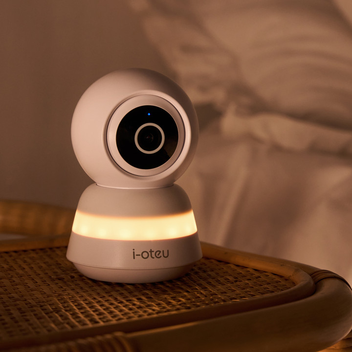 아이오트 스마트 홈카메라 라이트