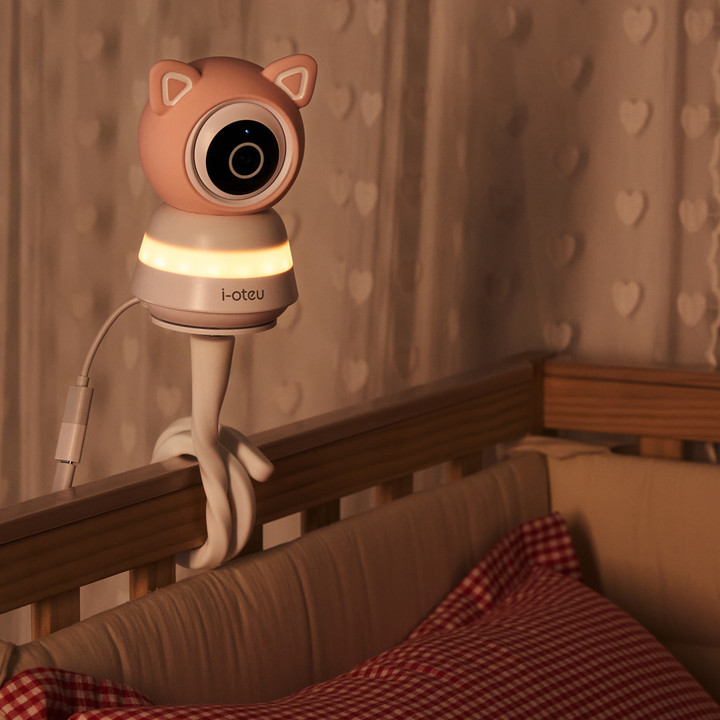 아이오트 스마트 홈카메라 라이트